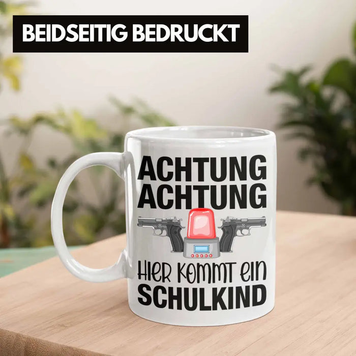 Einschulung Junge Achtung Schulkind Geschenk für Schultüte Füllung Tasse Schulstart 1. Schultag Schuleinführung Schulanfang Geschenkidee 2022 Weiß Trendation