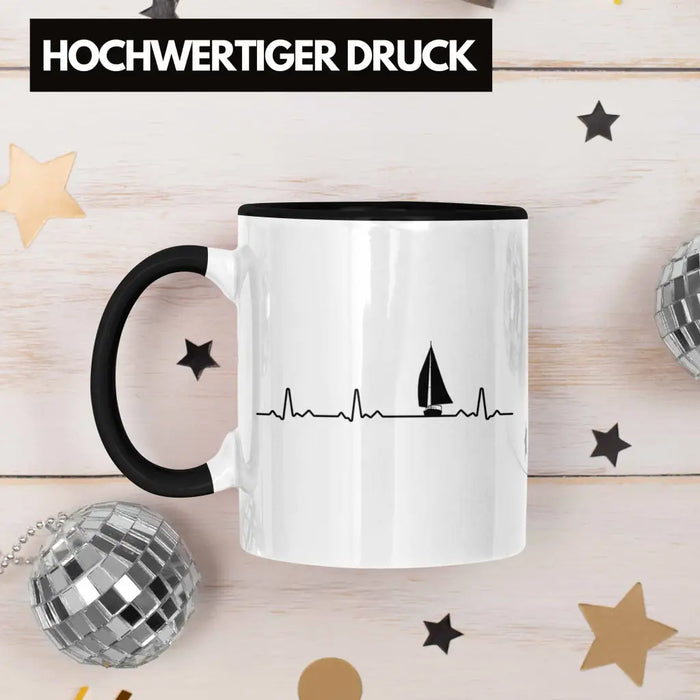 Kapitän Herzschlag Tasse Geschenk Käptn Lustiger Spruch Bootsfahrer Sportboot Herren Segler Segeln Motoboot Lustig Trendation