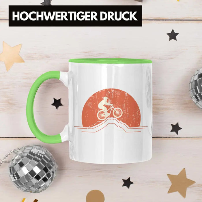 Moutainbike Geschenk Tasse Mountainbiker Geschenkidee Kinder Kaffeetasse Männer Accessories Grafik MTB Berge Grün Trendation