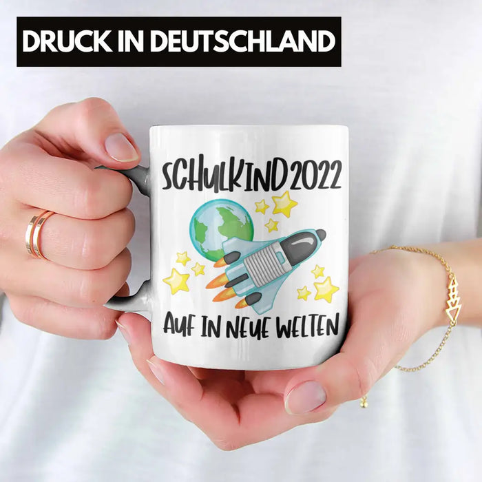 Schulkind 2022 Einschulung Mädchen Junge Geschenk Schultüte Tasse Schulstart 1 Schultag Schuleinführung Schulanfang Geschenkidee Lustig Weiß Trendation