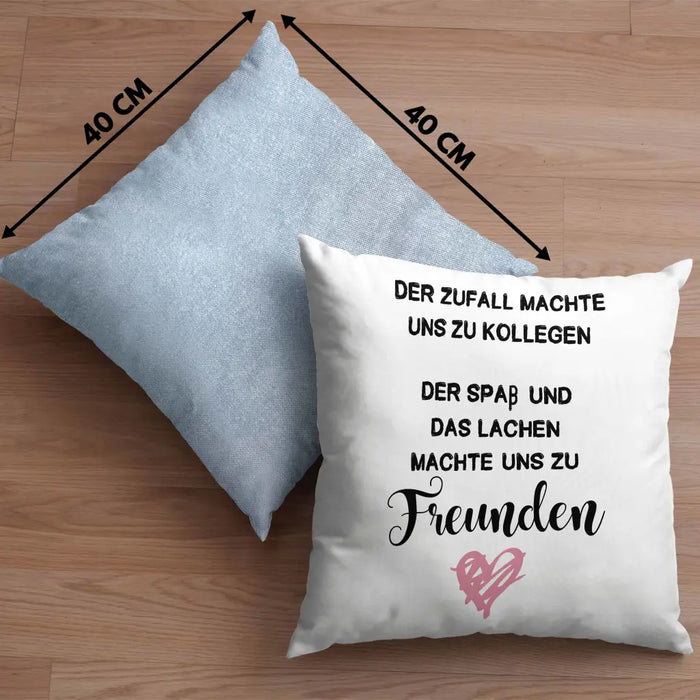 Trendation - Jobwechsel Kissen Geschenk Kollegin Abschiedsgeschenk Neuer Job Der Zufall Machte Uns Zu Kollegen Dekokissen mit Füllung 40x40 Rosa Trendation
