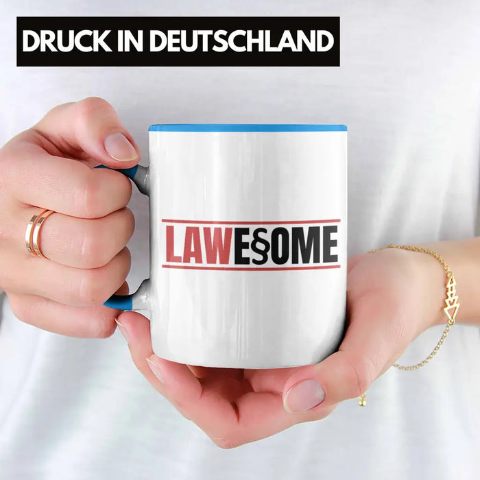 Trendation - Jura Tasse Geschenk Spruch Jurist Geschenkidee Anwalt Jura-Studium Lustige Sprüche Staatsexamen Lawesome Blau Trendation