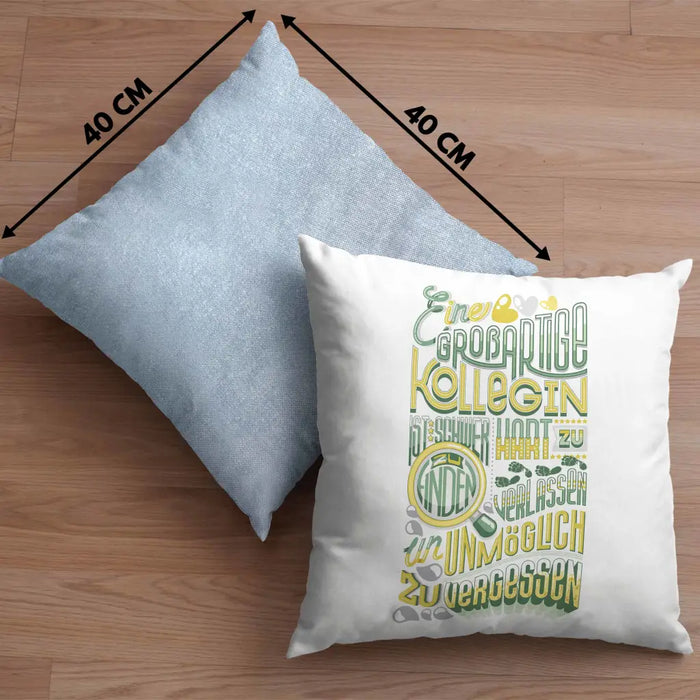 Trendation - Kollegin Abschied Kissen Geschenk Abschiedsgeschenk Neuer Job Jobwechsel Spruch Dekokissen mit Füllung 40x40 Rosa Trendation