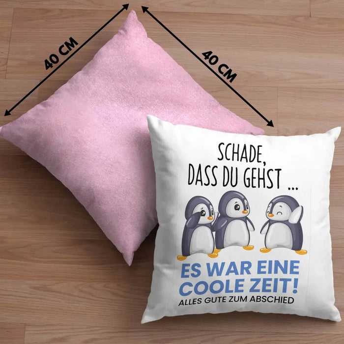 Trendation - Schade Dass Du Gehst Kissen Geschenk zum Abschied Jobwechel Abschiedsgeschenk Arbeitskollegin Dekokissen mit Füllung 40x40 Rosa Trendation