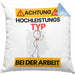 Typ Kissen mit Füllung 40x40 Geschenk Lustiger Spruch Geschenkidee für Typ Achtung Hochleistungs Typ Bei Der Arbeit (Grau) Blau Trendation
