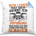 LKW Fahrer Kissen mit Füllung 40x40 Geschenk Männer Spruch Mein Lehrer Hat Sich Geirrt Ich Verdiene Geld Damit Aus Dem Fenster Zu Schauen Fernfahrer (Grau) Blau Trendation