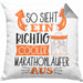 So Sieht Ein Richtig Cooler Marathonläufer Aus Geschenk Kissen mit Füllung 40x40 Lustiger Spruch Geschenkidee (Grau) Grau Trendation
