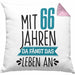 Trendation - Lustiges Geschenk 66. Geburtstag für Männer und Frauen Kissen mit Füllung 40x40 66er Geschenkiee Spruch (Grau) Rosa Trendation