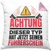 Führerschein Bestanden Geschenk Kissen mit Füllung 40x40 Bestandener Führerschein Achtung Dieser Typ Hat Jetzt Seinen Führerschein Fahrschule (Grau) Rosa Trendation
