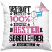 Segellehrer Geschenk Lustiger Spruch für Segellehrer Geschenkidee Bester Segellehrer Der WeltKissen mit Füllung 40x40 (Grau) Rosa Trendation