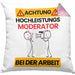 Moderator Kissen mit Füllung 40x40 Geschenk Lustiger Spruch Geschenkidee für Moderator Achtung Hochleistungs Moderator Bei Der Arbeit (Grau) Rosa Trendation