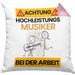 Musiker Kissen mit Füllung 40x40 Geschenk Lustiger Spruch Geschenkidee für Musiker Achtung Hochleistungs Musiker Bei Der Arbeit (Grau) Rosa Trendation