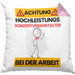 Konzertveranstalter Kissen mit Füllung 40x40 Geschenk Lustiger Spruch Geschenkidee für Konzertveranstalter Achtung Hochleistungs Konzertveranstalter Bei Der Arbeit (Grau) Rosa Trendation