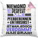 Pferderennen-Enthusiast Geschenk Kissen mit Füllung 40x40 Lustige Geschenkidee für Pferderennen-Enthusiast Geburtstag Niemand Ist Perfekt Aber Als Pferderennen-Enthusiast Ist Man Nah Dran (Grau) Rosa Trendation