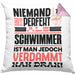 Schwimmer Geschenk Kissen mit Füllung 40x40 Lustige Geschenkidee für Schwimmer Geburtstag Niemand Ist Perfekt Aber Als Schwimmer Ist Man Nah Dran (Grau) Rosa Trendation