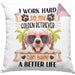 Golden Retriever Besitzer Kissen mit Füllung 40x40 Geschenk Lustiger Spruch Geschenkidee I Work Hard So My Golden Retriever Can Have A Better Life (Grau) Rosa Trendation