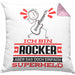 Rocker Geschenk Kissen mit Füllung 40x40 Ich Bin Rocker Aber Sag Doch Einfach Superheld Lustige Geschenkdiee für Rocker (Grau) Rosa Trendation