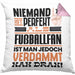 Fußballfan Geschenk Kissen mit Füllung 40x40 Lustige Geschenkidee für Fußballfan Geburtstag Niemand Ist Perfekt Aber Als Fußballfan Ist Man Nah Dran (Grau) Rosa Trendation