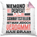 Schriftsteller Geschenk Kissen mit Füllung 40x40 Lustige Geschenkidee für Schriftsteller Geburtstag Niemand Ist Perfekt Aber Als Schriftsteller Ist Man Nah Dran (Grau) Rosa Trendation