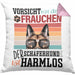 Schäferhund Besitzerin Frauchen Kissen mit Füllung 40x40 Geschenk Lustiger Spruch Geschenkidee Vorsicht Vor Dem Frauchen (Grau) Rosa Trendation