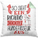 Hundefriseur Kissen mit Füllung 40x40 So Sieht Ein Richtig Cooler Hundefriseur Aus Geschenk Lustiger Spruch Geschenkidee (Grau) Grün Trendation