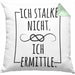 Ich Stalke Nicht Ich Ermittle Kissen mit Füllung 40x40 Lustige Geschenkidee Kollegin Freundin Kaffee (Grau) Grün Trendation