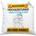 Marathonläufer Kissen mit Füllung 40x40 Geschenk Lustiger Spruch Geschenkidee für Marathonläufer Achtung Hochleistungs Marathonläufer Bei Der Arbeit (Grau) Grün Trendation
