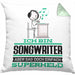 Songwriter Geschenk Kissen mit Füllung 40x40 Ich Bin Songwriter Aber Sag Doch Einfach Superheld Lustige Geschenkdiee für Songwriter (Grau) Grün Trendation