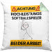 Softballspieler Kissen mit Füllung 40x40 Geschenk Lustiger Spruch Geschenkidee für Softballspieler Achtung Hochleistungs Softballspieler Bei Der Arbeit (Grau) Grün Trendation