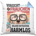 Golden Retriever Besitzerin Frauchen Kissen mit Füllung 40x40 Geschenk Lustiger Spruch Geschenkidee Vorsicht Vor Dem Frauchen (Grau) Blau Trendation