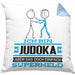 Judoka Geschenk Kissen mit Füllung 40x40 Ich Bin Judoka Aber Sag Doch Einfach Superheld Lustige Geschenkdiee für Judoka (Grau) Blau Trendation