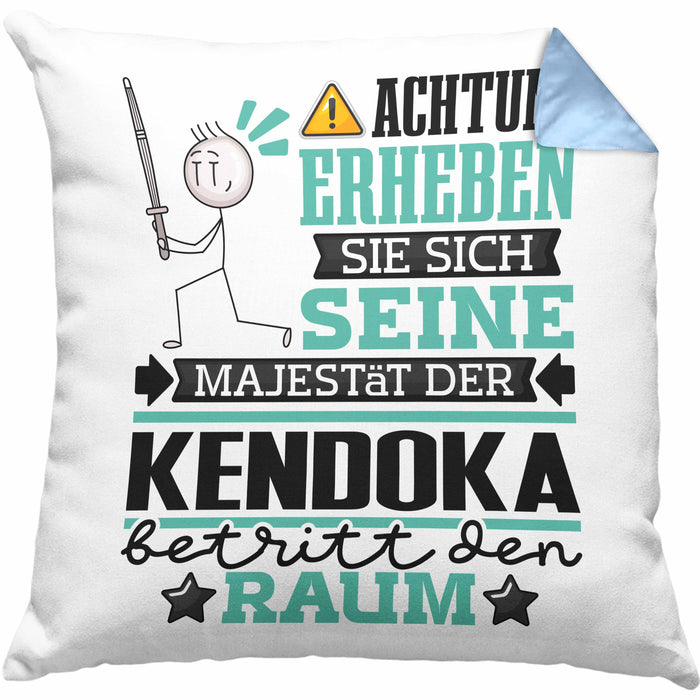 Kendoka Geschenk Kissen mit Füllung 40x40 Lustiger Spruch Erheben Sie Sich Der Kendoka Betritt den Raum (Grau) Blau Trendation