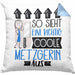 Metzgerin Geschenk Kissen mit Füllung 40x40 Geschenkidee für Metzgerin Geburtstag Weihnachten Spruch So Sieht Eine Richtig Coole Metzgerin Aus (Grau) Blau Trendation