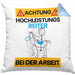 Reiter Kissen mit Füllung 40x40 Geschenk Lustiger Spruch Geschenkidee für Reiter Achtung Hochleistungs Reiter Bei Der Arbeit (Grau) Blau Trendation