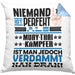 Muay-Thai-Kämpfer Geschenk Kissen mit Füllung 40x40 Lustige Geschenkidee für Muay-Thai-Kämpfer Geburtstag Niemand Ist Perfekt Aber Als Muay-Thai-Kämpfer Ist Man Nah Dran (Grau) Blau Trendation