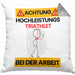 Triathlet Kissen mit Füllung 40x40 Geschenk Lustiger Spruch Geschenkidee für Triathlet Achtung Hochleistungs Triathlet Bei Der Arbeit (Grau) Grau Trendation