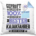 Kajakfahrer Geschenk Lustiger Spruch für Kajakfahrer Geschenkidee Bester Kajakfahrer Der WeltKissen mit Füllung 40x40 (Grau) Blau Trendation