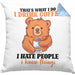 Bär Kaffe Kissen mit Füllung 40x40 Geschenk Lustiger Spruch I Hate People And I Know Things Geschenkidee Geburtstag (Grau) Blau Trendation