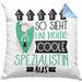 Spezialistin Geschenk Kissen mit Füllung 40x40 Lustig Geschenkidee für Spezialistin Geburtstag So Sieht Eine Richtig Coole Spezialistin Aus Frauen Spruch (Grau) Blau Trendation