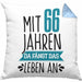 Trendation - Lustiges Geschenk 66. Geburtstag für Männer und Frauen Kissen mit Füllung 40x40 66er Geschenkiee Spruch (Grau) Blau Trendation