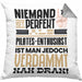 Pilates-Enthusiast Geschenk Kissen mit Füllung 40x40 Lustige Geschenkidee für Pilates-Enthusiast Geburtstag Niemand Ist Perfekt Aber Als Pilates-Enthusiast Ist Man Nah Dran (Grau) Grau Trendation