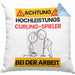 Curling-Spieler Kissen mit Füllung 40x40 Geschenk Lustiger Spruch Geschenkidee für Curling-Spieler Achtung Hochleistungs Curling-Spieler Bei Der Arbeit (Grau) Blau Trendation