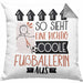 Fußballerin Geschenk Kissen mit Füllung 40x40 Lustig Geschenkidee für Fußballerin Geburtstag So Sieht Eine Richtig Coole Fußballerin Aus Frauen Spruch (Grau) Grau Trendation