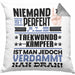 Taekwondo-Kämpfer Geschenk Kissen mit Füllung 40x40 Lustige Geschenkidee für Taekwondo-Kämpfer Geburtstag Niemand Ist Perfekt Aber Als Taekwondo-Kämpfer Ist Man Nah Dran (Grau) Grau Trendation