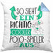 So Sieht Ein Richtig Cooler Polo-Spieler Aus Geschenk Kissen mit Füllung 40x40 Lustiger Spruch Geschenkidee (Grau) Blau Trendation