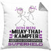 Muay-Thai-Kämpfer Geschenk Kissen mit Füllung 40x40 Ich Bin Muay-Thai-Kämpfer Aber Sag Doch Einfach Superheld Lustige Geschenkdiee für Muay-Thai-Kämpfer (Grau) Grau Trendation