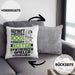 Synthesizer-Spieler Geschenk Lustiger Spruch für Synthesizer-Spieler Geschenkidee Bester Synthesizer-Spieler Der WeltKissen mit Füllung 40x40 (Grau) Grau Trendation