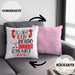 Rennfahrer Kissen mit Füllung 40x40 Geschenk So Sieht Ein Richtig Cooler Rennfahrer Aus Geschenkidee Spruch Lustig (Grau) Rosa Trendation