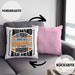 Immobilienmakler Kissen mit Füllung 40x40 Geschenk Ausbildung Geschenkidee Spruch (Grau) Rosa Trendation