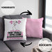 Softballspielerin Geschenk Kissen mit Füllung 40x40 Ich Bin Softballspielerin Aber Sag Doch Einfach Superheld Lustige Geschenkdiee für Softballspielerin (Grau) Rosa Trendation